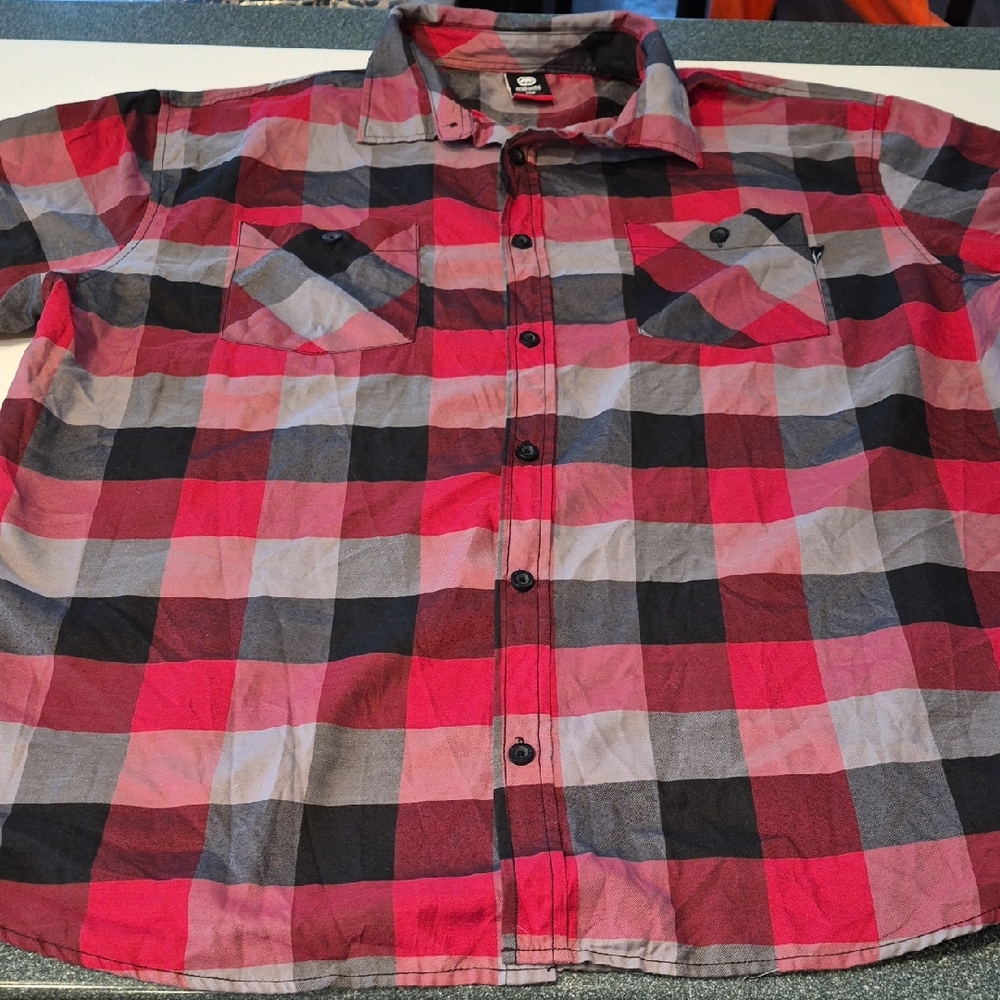 Ecko Unlimited 4XB Red and Black Checkered Shirt